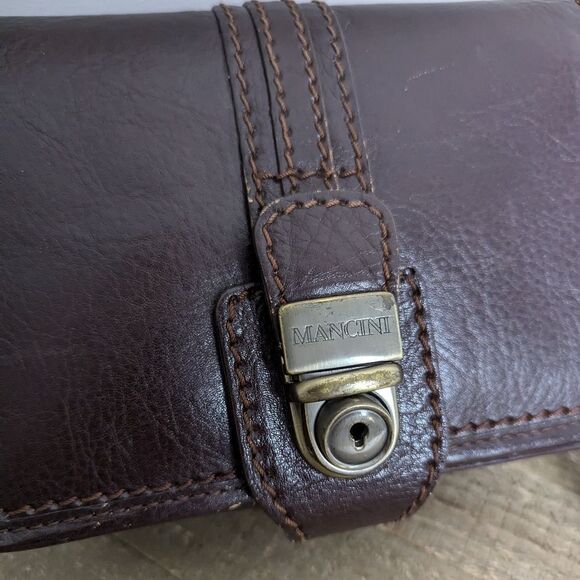 Mancini Vintage brown leather wrist bag purse - Picture 5 of 11